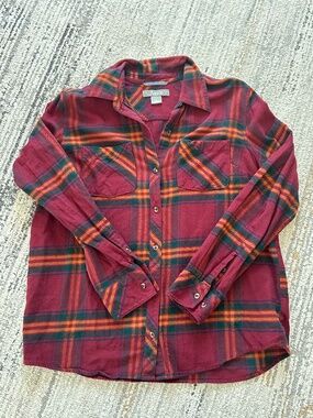 Natural Reflections Women's Red Plaid Flannel - Size Medium